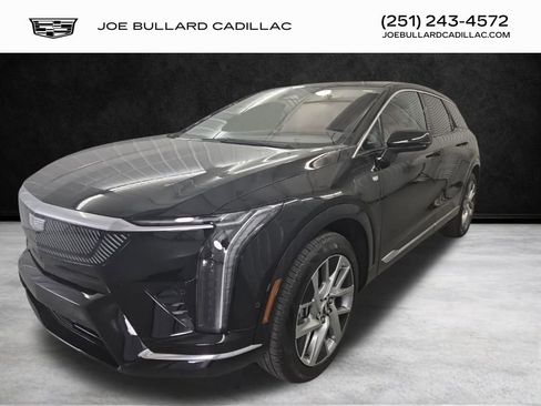 New 2026 Cadillac Optiq Luxury 2 image 3