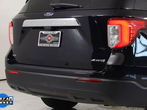 Used 2022 Ford Explorer XLT image 47