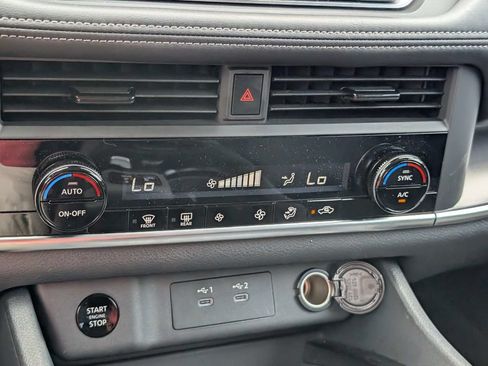 Used 2026 Nissan Rogue SV FWD image 21