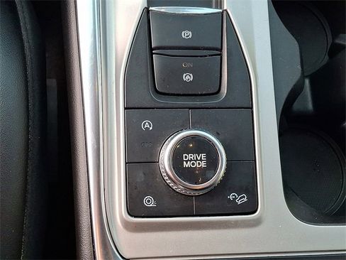 Used 2022 Ford Explorer Platinum w/ Equipment Group 601A image 25