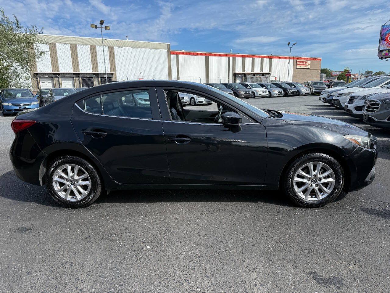 Used 2015 MAZDA MAZDA3 i Grand Touring FWD image 4