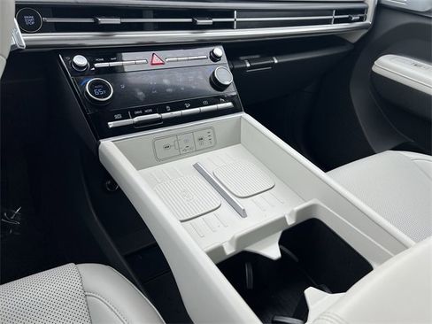 Certified 2025 Hyundai Santa Fe SEL image 15