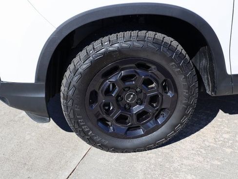 Certified 2025 Honda Ridgeline Sport+ image 10