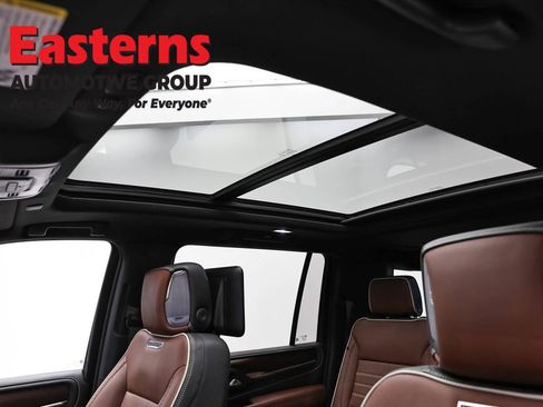 Used 2023 GMC Yukon XL Denali Ultimate w/ LPO, Floor Liner Package AWD/4WD image 41