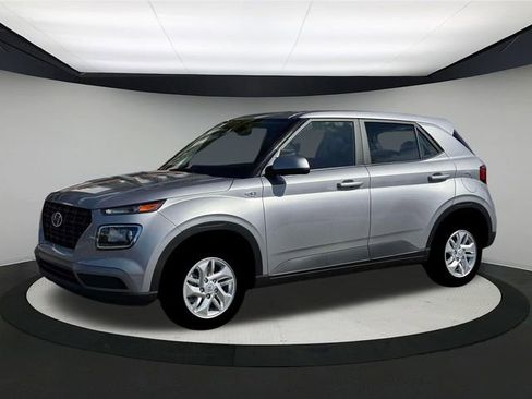 New 2026 Hyundai Venue SE image 4