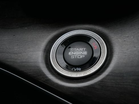 Certified 2021 Jeep Grand Cherokee L Limited w/ Trailer Tow Package image 27