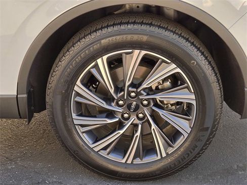 New 2025 Lincoln Aviator AWD w/ Equipment Group 101A image 9