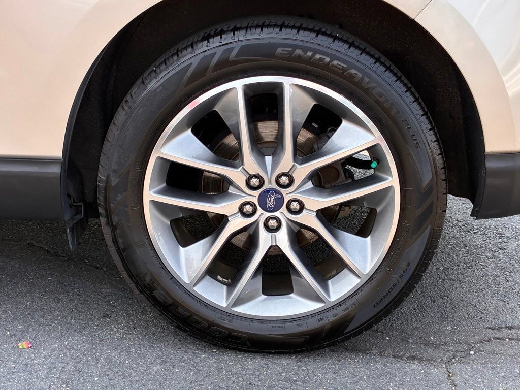 Used 2018 Ford Edge Titanium w/ Equipment Group 302A FWD image 52