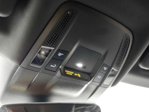 Used 2023 Porsche Taycan RWD image 31