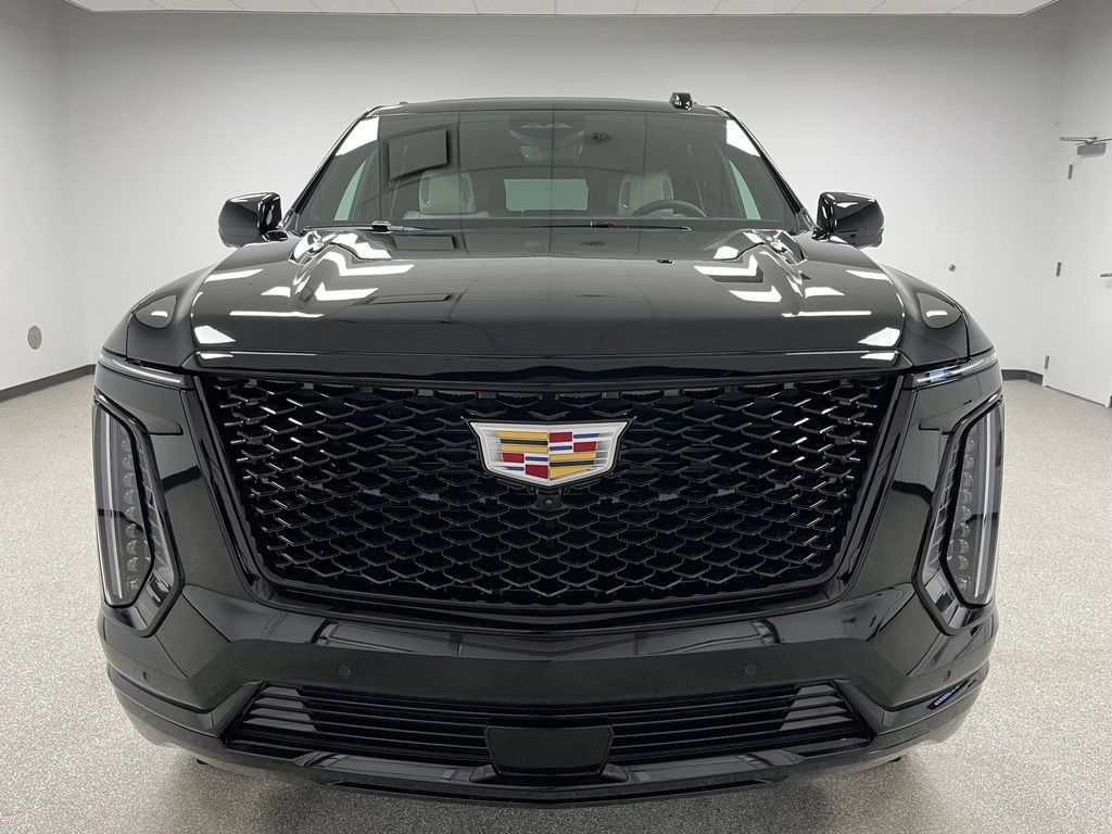 Used 2026 Cadillac Escalade Sport AWD/4WD image 3