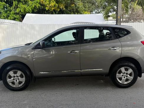 Used 2014 Nissan Rogue S FWD image 3