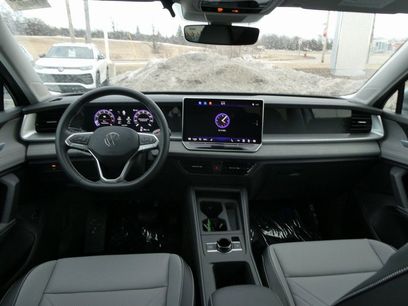 New 2026 Volkswagen Tiguan SE