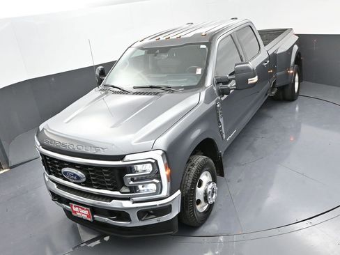 Used 2024 Ford F350 Lariat w/ Lariat Ultimate Package image 37