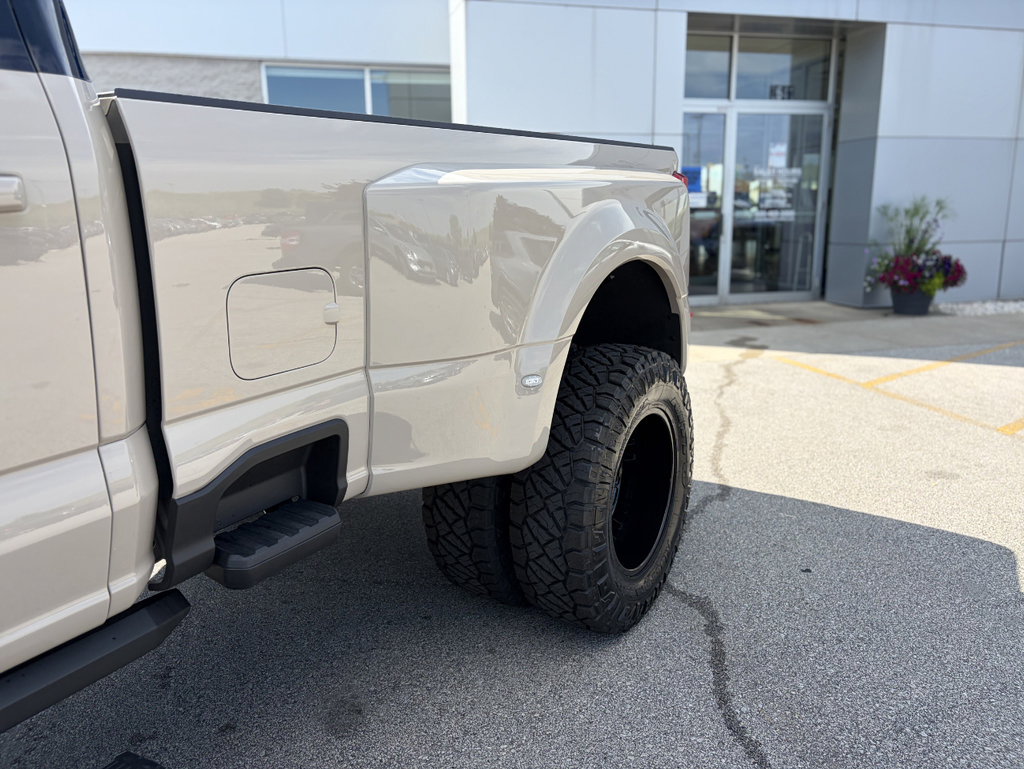 New 2026 Ford F350 Lariat w/ Lariat Premium Package AWD/4WD image 13