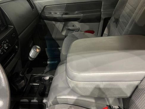 Used 2007 Dodge Ram 1500 Truck ST w/ SXT Group image 26