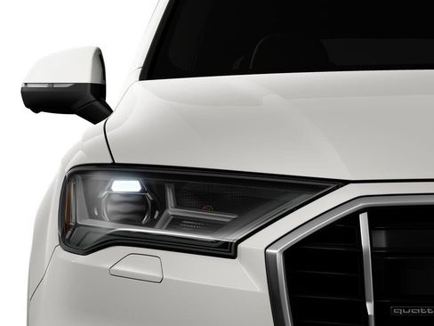 Used 2023 Audi Q7 2.0T Premium w/ Convenience Package AWD/4WD image 6