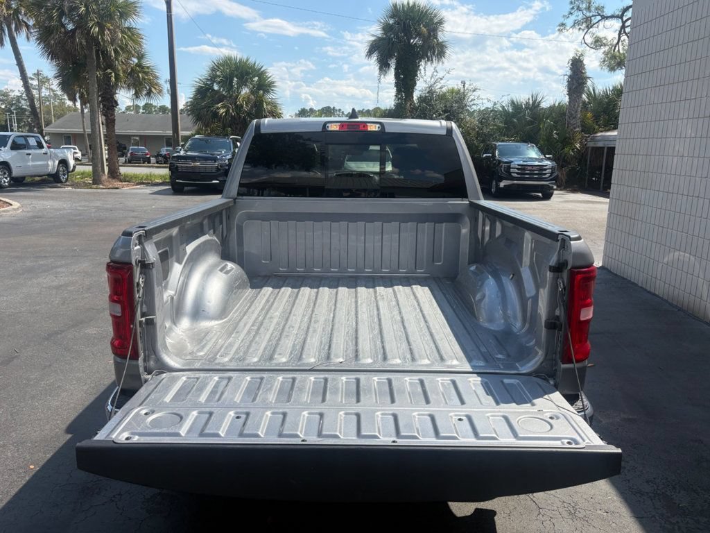 Used 2026 RAM 1500 Laramie AWD/4WD image 3