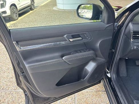 Certified 2025 GMC Terrain Elevation AWD/4WD image 22