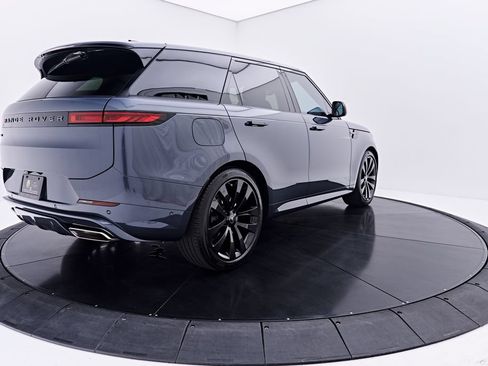 Used 2025 Land Rover Range Rover Sport Dynamic SE AWD/4WD image 21