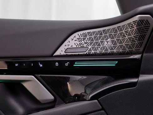 New 2026 BMW 530i xDrive w/ M Sport Package image 7