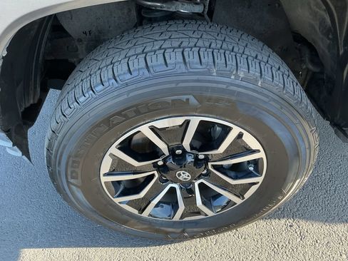 Used 2023 Toyota Tacoma TRD Sport w/ Advanced Technology Package AWD/4WD image 14