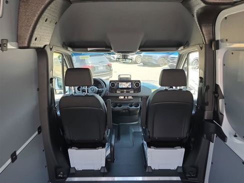 New 2025 Mercedes-Benz Sprinter 2500 image 7