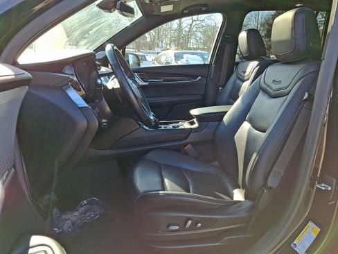 Used 2021 Cadillac XT6 Premium Luxury w/ LPO, Floor Liner Package image 14