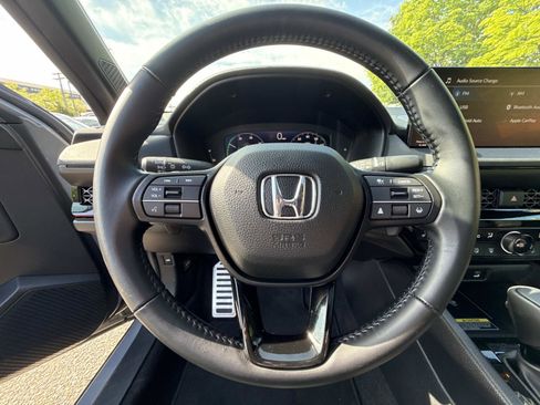 Certified 2025 Honda Accord Sport image 9
