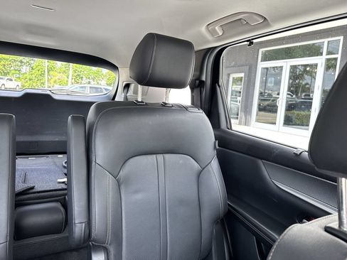 Used 2024 MAZDA CX-90 Plug-In Hybrid w/ Preferred AWD/4WD image 19
