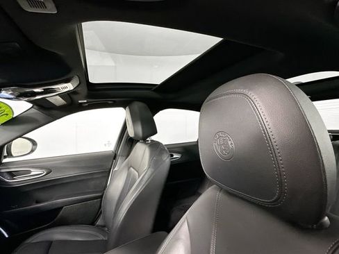 Used 2023 Alfa Romeo Giulia Ti image 20