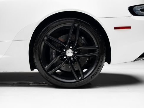 Used 2016 Aston Martin DB9 GT image 21
