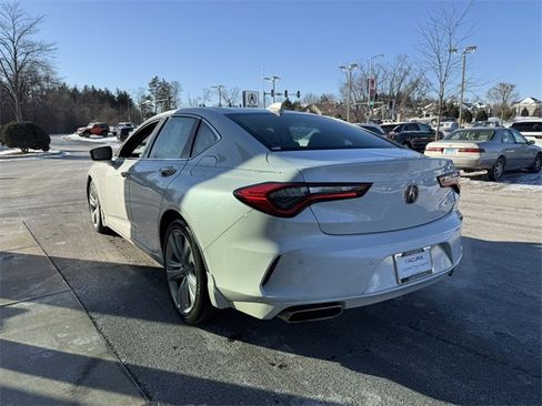 Used 2023 Acura TLX w/ Technology Package image 3