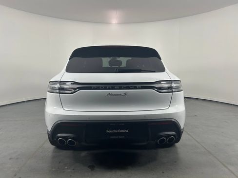 Certified 2025 Porsche Macan S AWD/4WD image 6