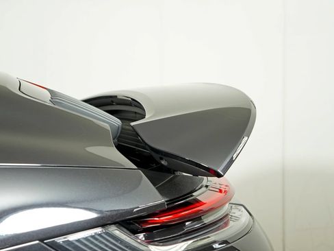 Certified 2022 Porsche 911 Carrera S RWD image 18