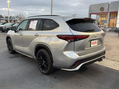 Certified 2024 Toyota Highlander XSE