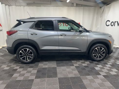 Used 2025 Chevrolet TrailBlazer LT w/ Driver Confidence Package image 11