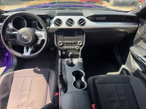 Used 2022 Ford Mustang GT w/ Black Accent Package RWD image 14