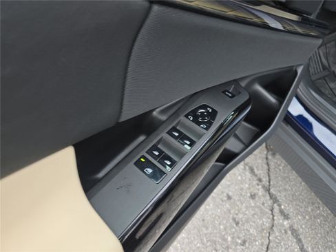 New 2026 BMW X3 xDrive30 w/ Premium Package image 20