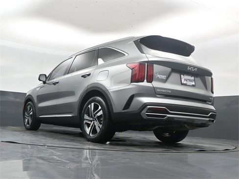 Used 2023 Kia Sorento SX Prestige image 43
