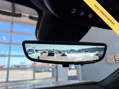 New 2026 Chevrolet Equinox LT image 3