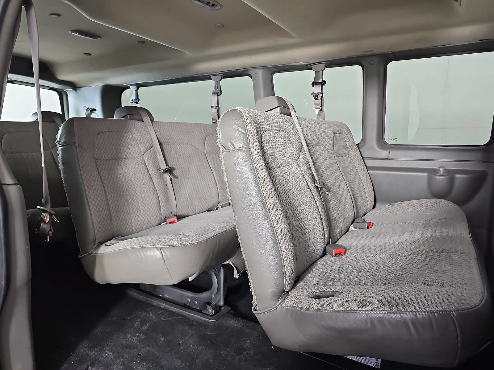 Used 2024 Chevrolet Express 3500 LS RWD image 14