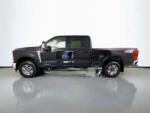 Used 2023 Ford F350 Lariat w/ Lariat Ultimate Package AWD/4WD image 2