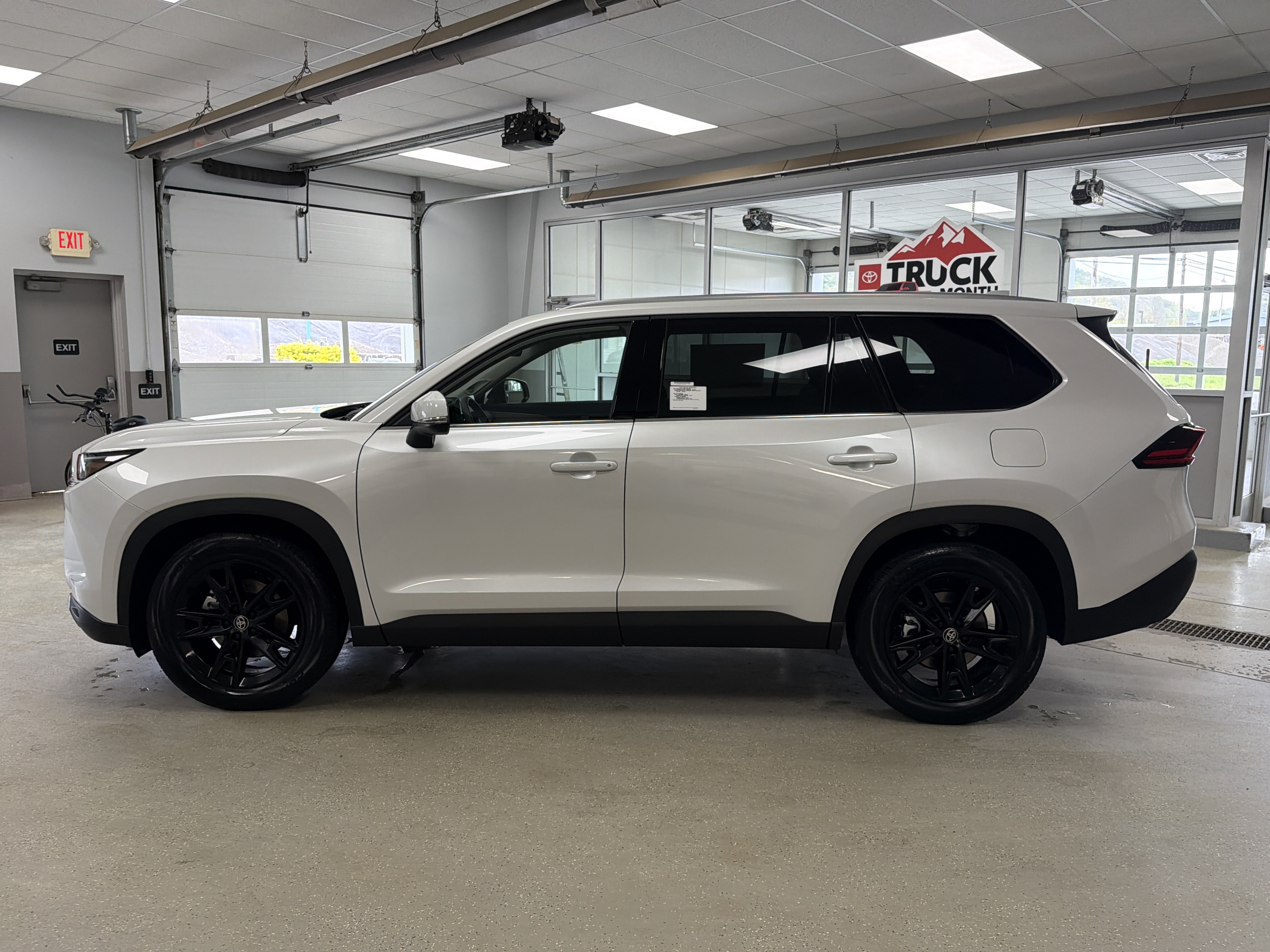 New 2026 Toyota Grand Highlander AWD image 5