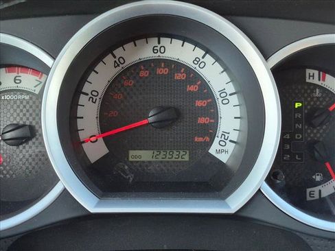 Used 2013 Toyota Tacoma PreRunner w/ TRD Sport Pkg RWD image 10