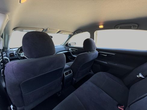 Used 2013 Nissan Altima 2.5 SV FWD image 26