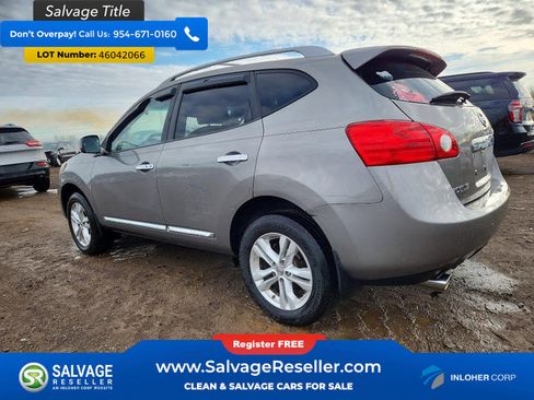 Used 2012 Nissan Rogue SV w/ Premium Pkg image 3