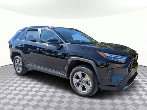Used 2023 Toyota RAV4 XLE image 2