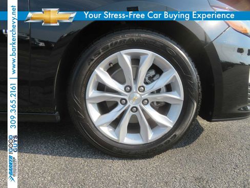 Used 2024 Chevrolet Malibu LT image 9