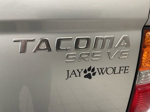 Used 2004 Toyota Tacoma 4x4 Xtracab V6 image 18