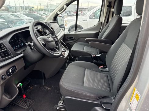 Used 2020 Ford Transit 350 XLT RWD image 3